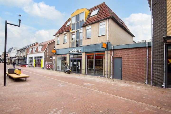 Kerkstraat 4A in Putten foto