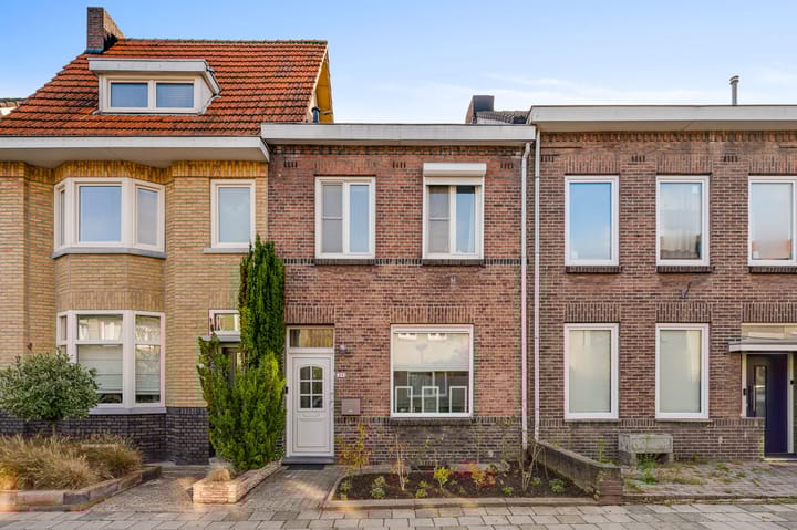 Kerkweg 34 in Meerssen foto