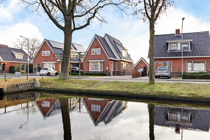 Kerkweg 51 in Leek foto