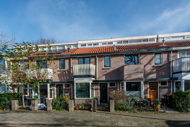 Kerkweg 84 in Santpoort-Noord foto