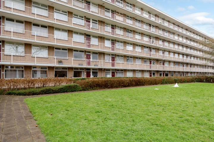 Kerkwervesingel 153 in Rotterdam