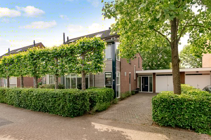 Kerseboomgaard 15 in Bunnik foto