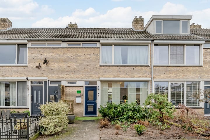 Kerselaar 14 in Geldrop foto