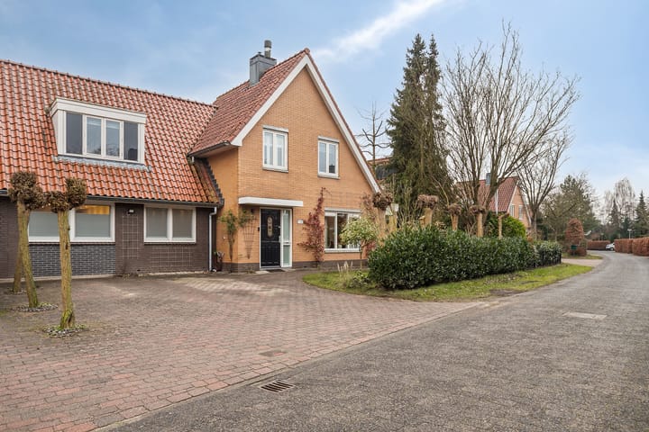 Kiekendieflaan 16 in Almere