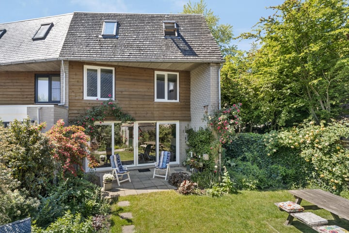 Kievitsbloem 32 in Reeuwijk foto