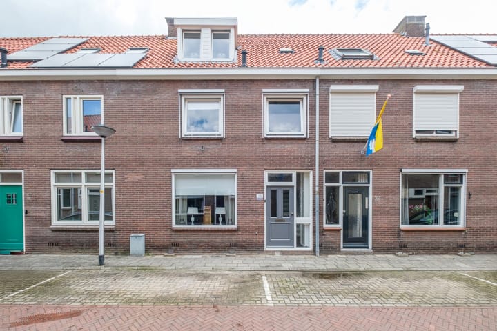 Klaas Benninkstraat 15 in Genemuiden foto
