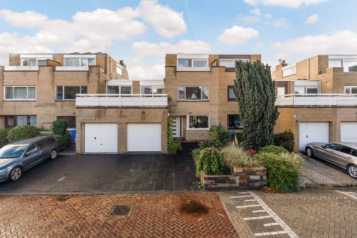 Klaproos 24 in Leiden foto