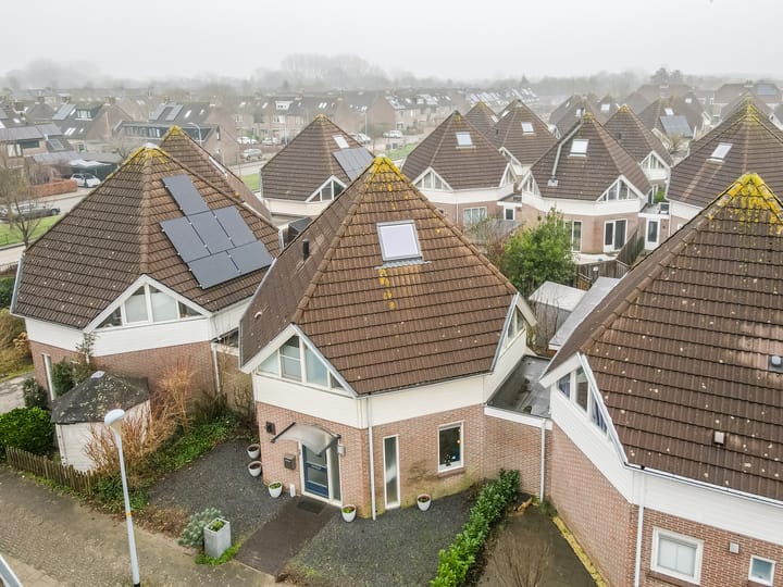 Klaterbos 16 in Hoofddorp foto