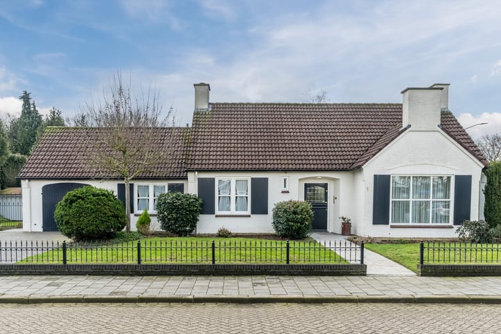 Klavecimbellaan 1 in Uden foto