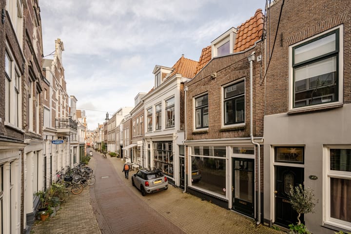 Kleine Houtstraat 107B in Haarlem foto