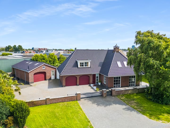 Kleine Houtweg 31 in Heemskerk foto