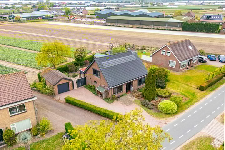 Kleine Houtweg 60 in Heemskerk foto