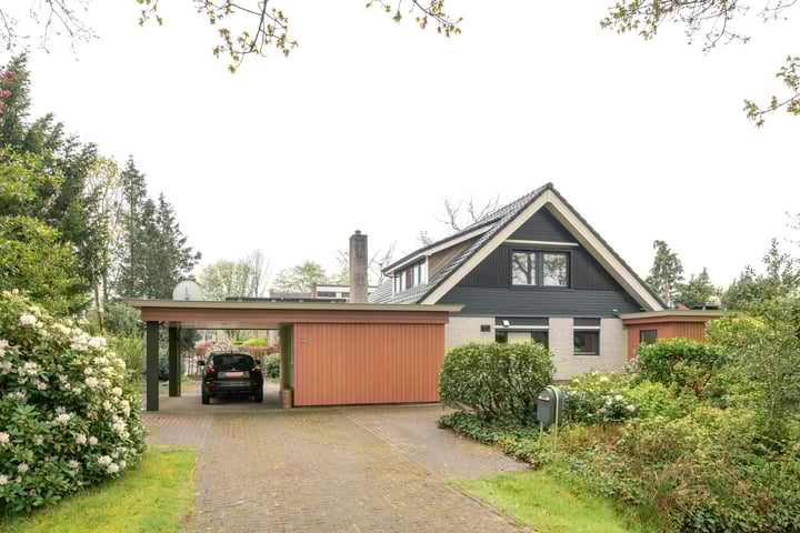 Kletsterlaan 19 in Drachten foto