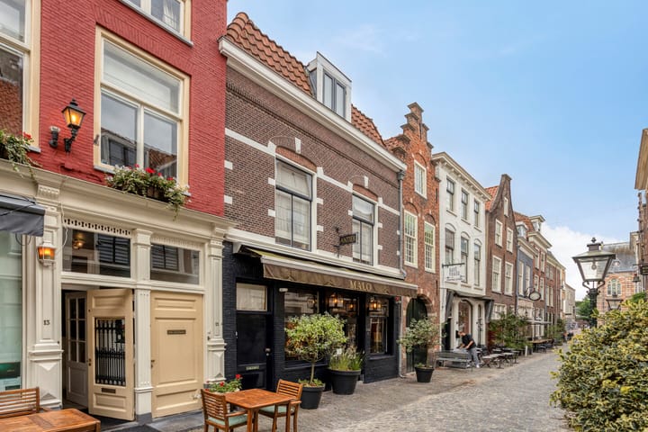 Kloksteeg 11 in Leiden foto