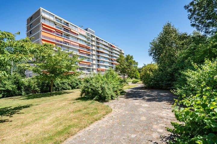 Kloosplantsoen 455 in Ridderkerk foto