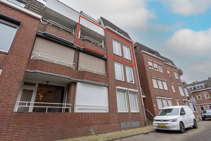 Kloosterbosstraat 22 in Kerkrade foto