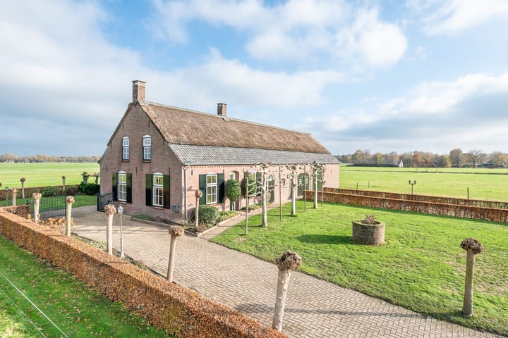 Kloostereind 5 in Asten foto