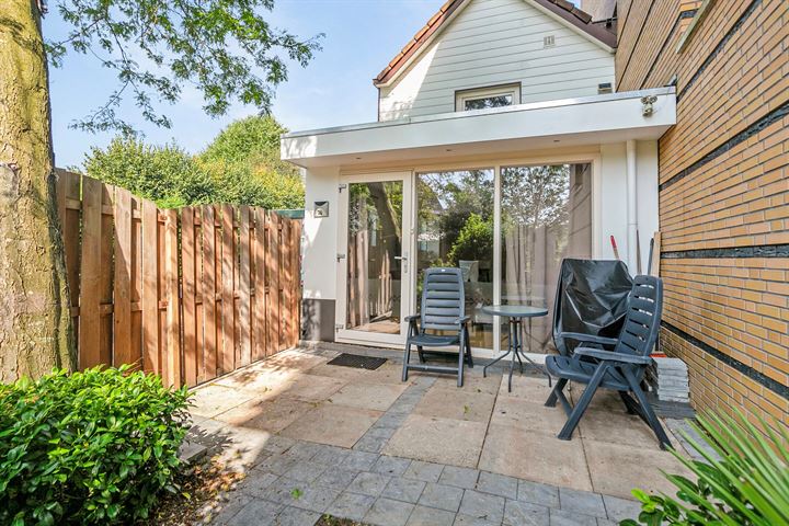 Kloosterland 74 in Wassenaar foto