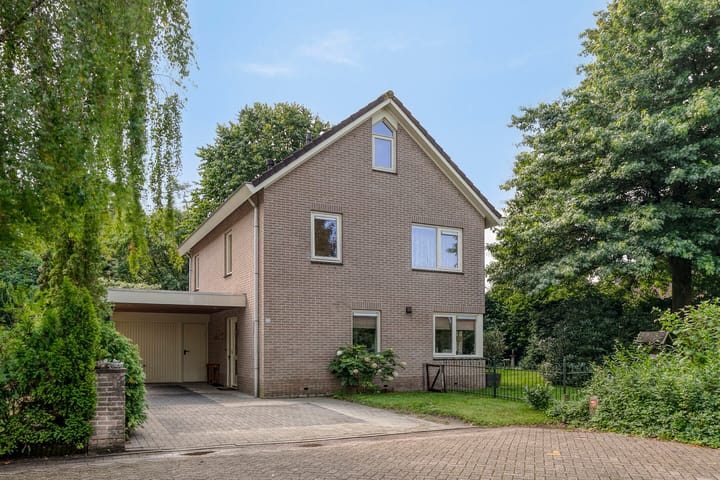 Knolgroenakker 23 in Wezep foto