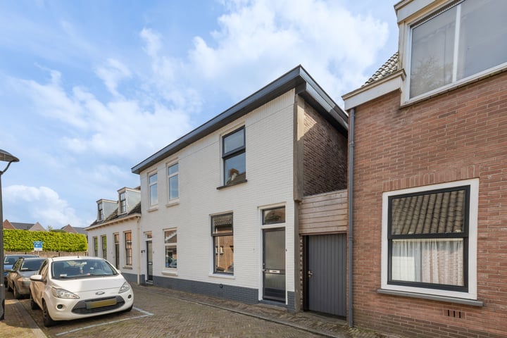 Koestraat 17 in Vianen foto