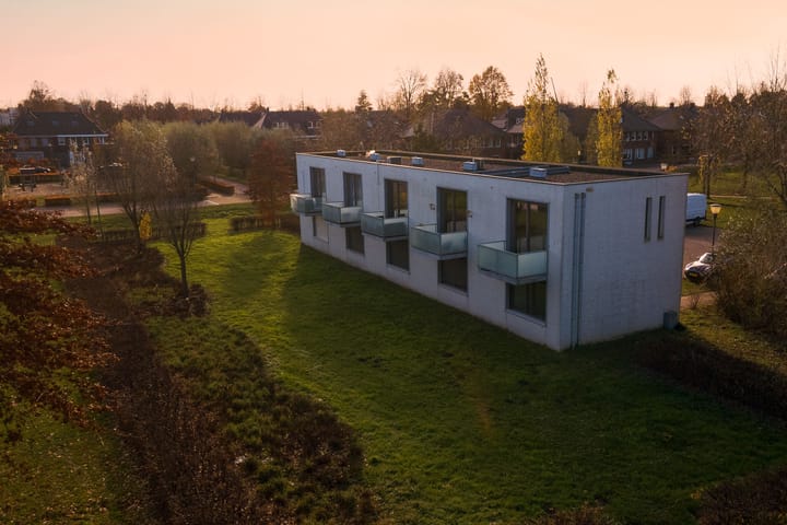 Koetshuislaan 843 in Waalwijk foto