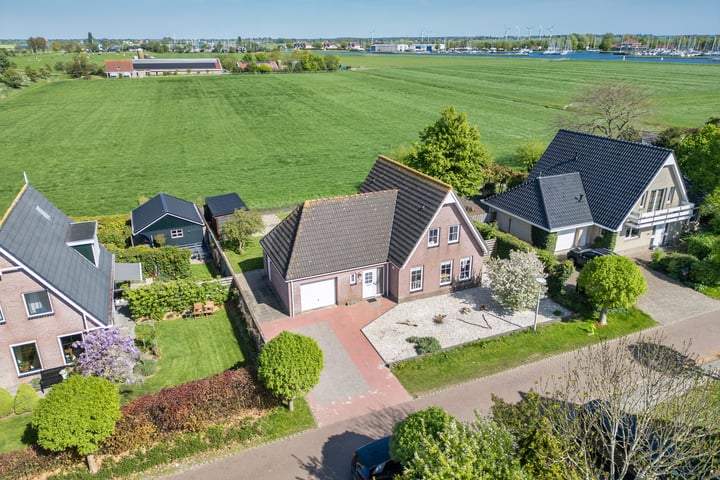 Koggestraat 9 in Stavoren foto