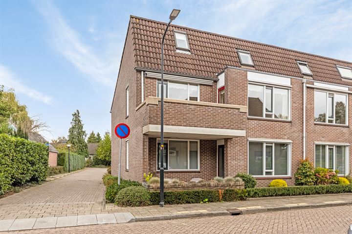 Kometenstraat 10 in Apeldoorn foto