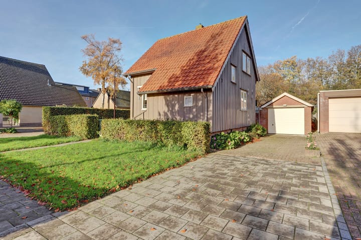 Koning Haakonstraat 2 in Moerdijk