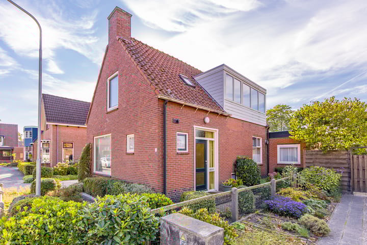 Koningdwarsstraat 25 in Ter Apel foto