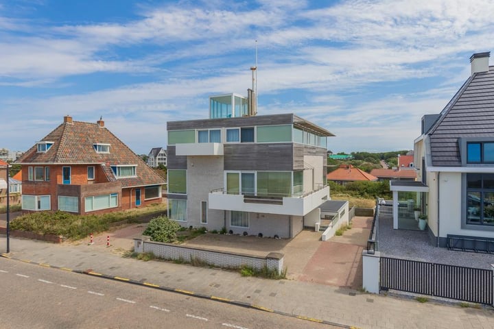 Koningin Astrid Boulevard 56 in Noordwijk foto