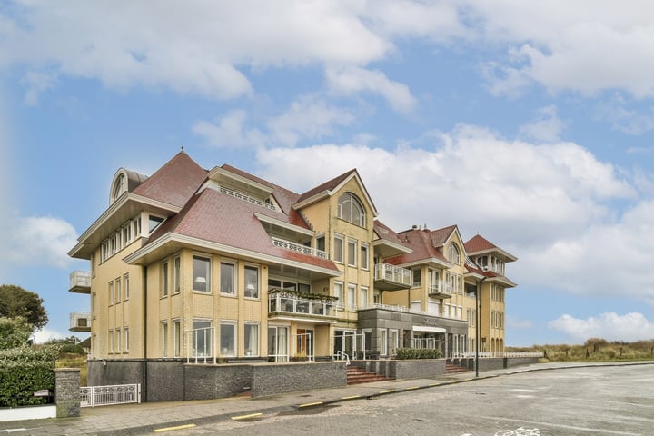 Koningin Astrid Boulevard 67 in Noordwijk foto