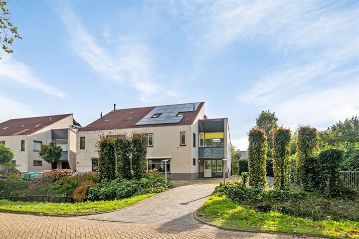 Koningin Emmalaan 86 in Leerdam foto