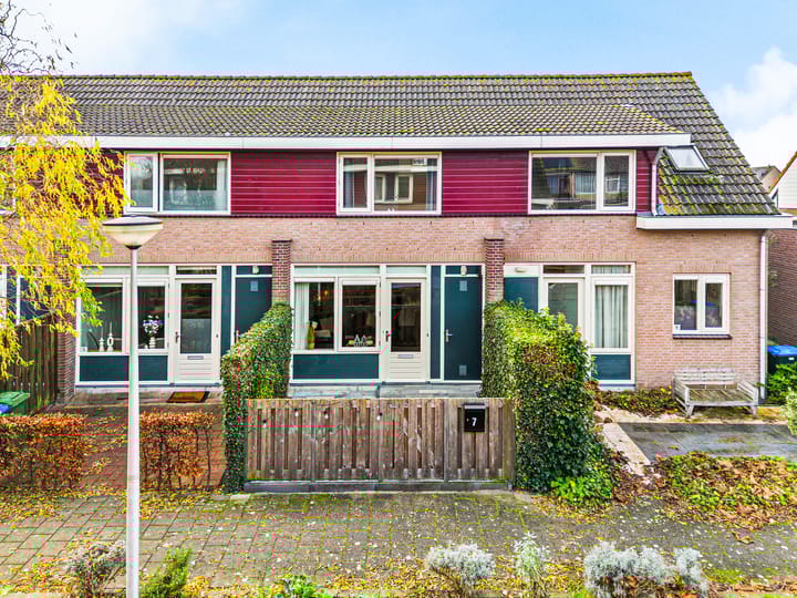 Koningin Julianahof 7 in Waarder