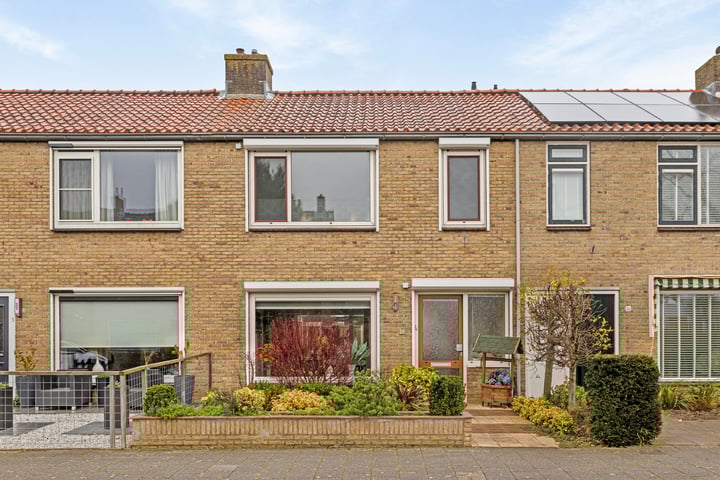 Koningin Julianalaan 29 in IJsselstein foto