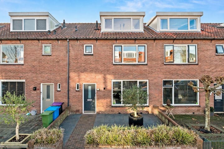 Koningin Wilhelminalaan 25 in Den Hoorn foto