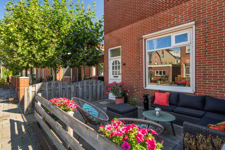 Koningin Wilhelminastraat 19 in De Lier