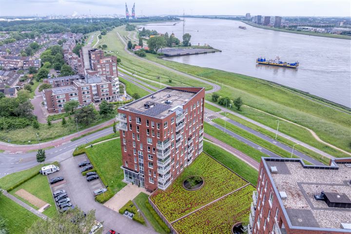 Foto van woning Koninginnelaan 54, Rozenburg