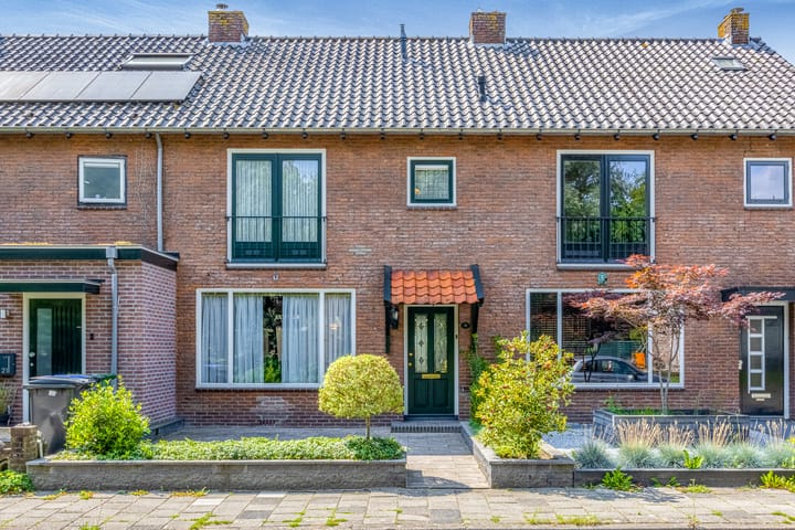 Koninginneweg 22 in Kortenhoef foto