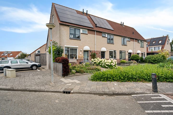 Koningsland 21 in Steenwijk foto