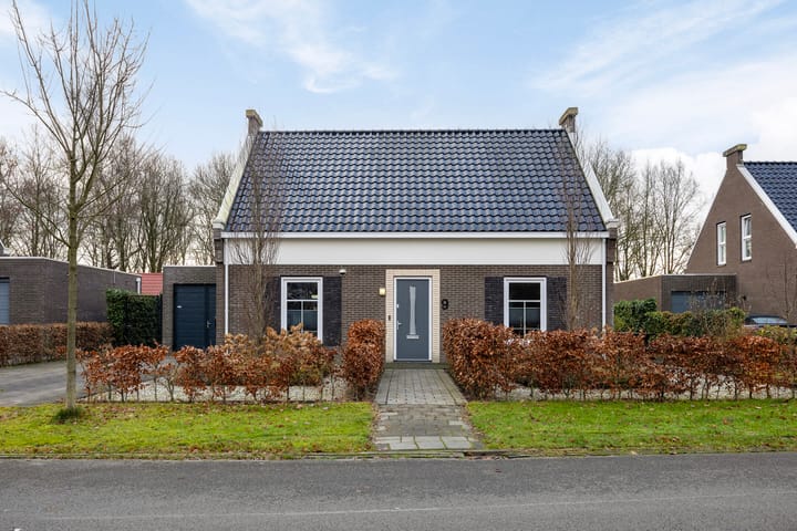 Koningsmantel 9 in Assen foto