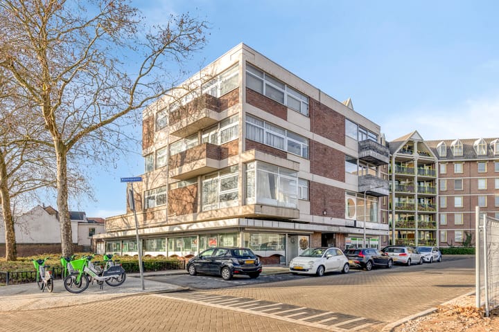 Koningsplein 205 in Tilburg foto