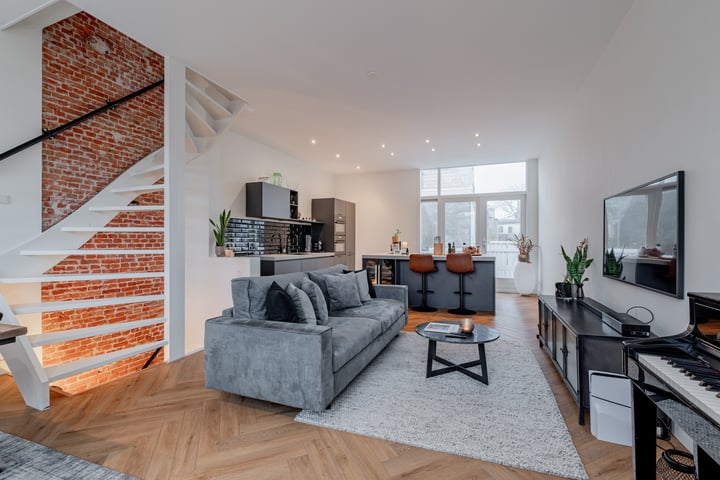 Koningstraat 1 in Leiden foto