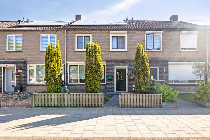 Kooikersweg 325 in 's-Hertogenbosch foto