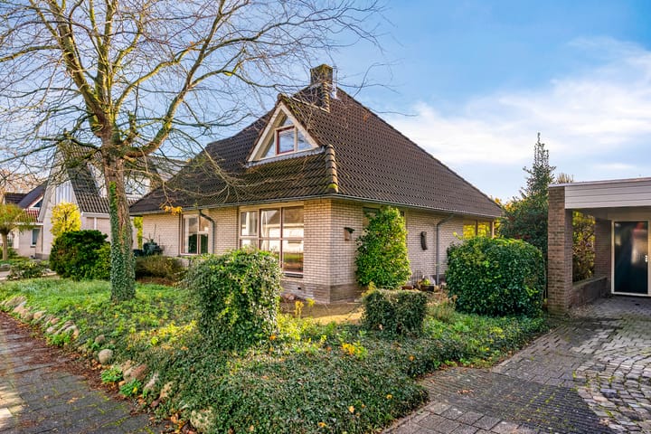 Korenbloem 30 in Elburg