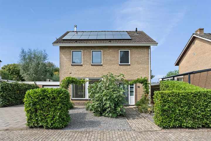 Korenbloemstraat 15 in Sint Hubert foto