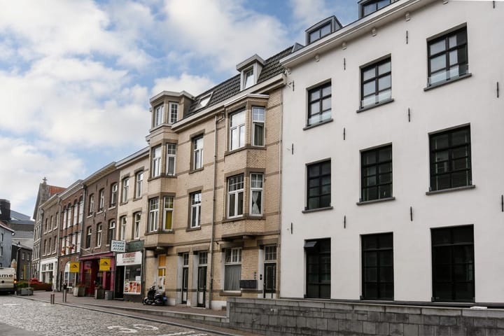 Kraanpoort 11A in Roermond foto