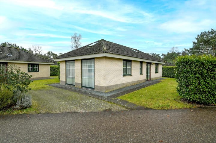 Krachtighuizerweg 38-163 in Putten foto