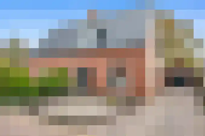 Kromme Elleboog 5 in Muntendam