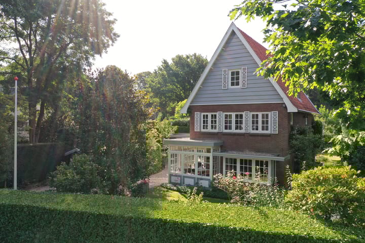 Kroningslaan 5 in Baarn foto