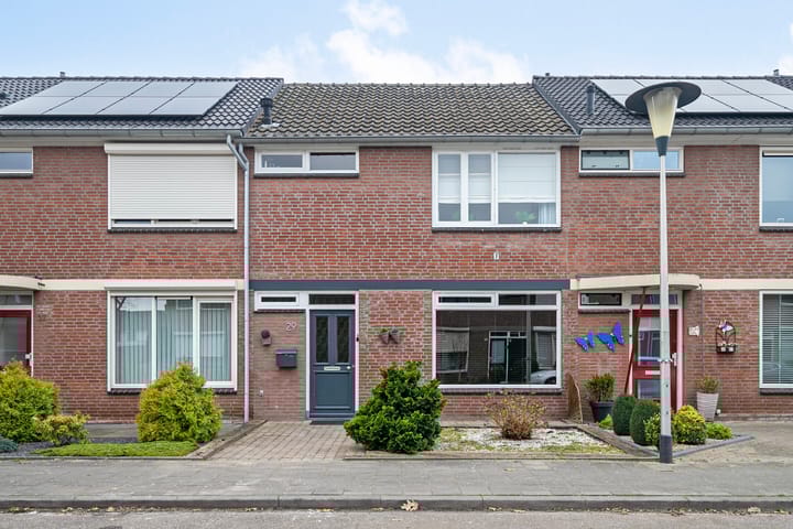 Kruisbekstraat 29 in Helmond foto